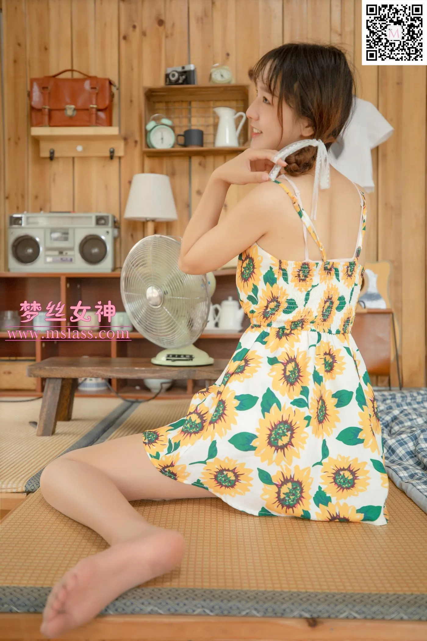 [MSLASS梦丝女神] 2020.09.14 NO.125 玥玥 村落 [55P]插图1